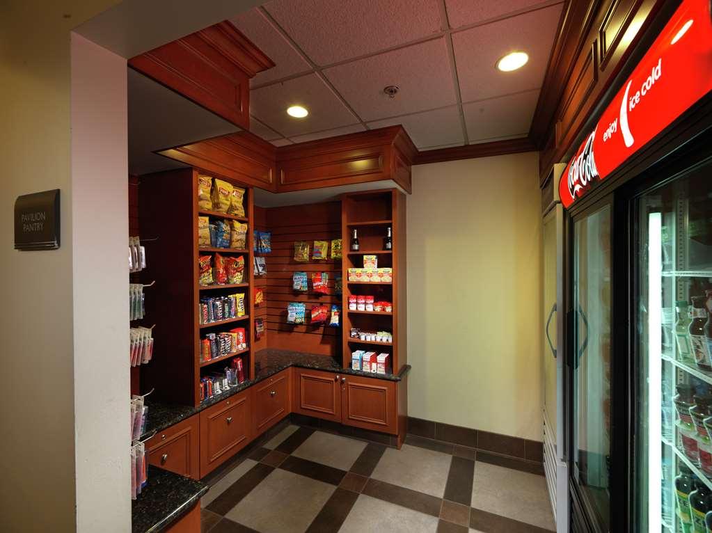 Hilton Garden Inn Milford Restoran fotoğraf