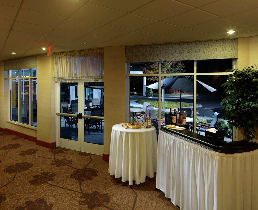 Hilton Garden Inn Milford Konforlar fotoğraf