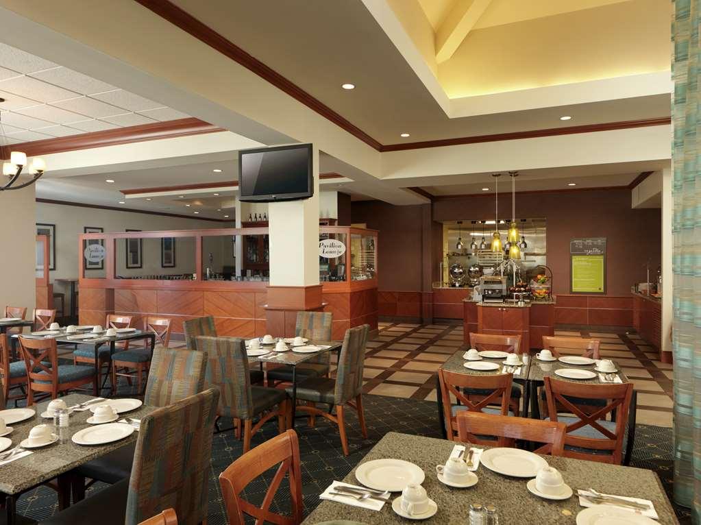 Hilton Garden Inn Milford Restoran fotoğraf